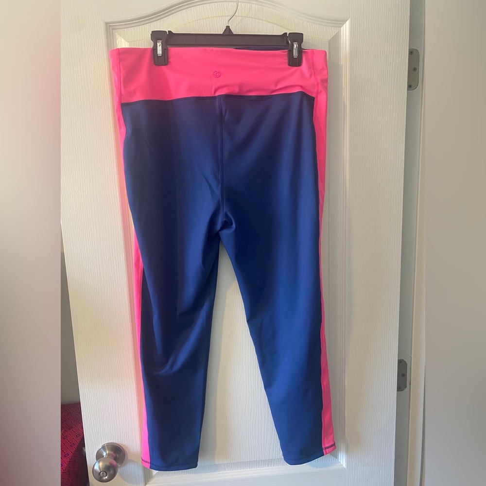 NWT Luxletic Leggings